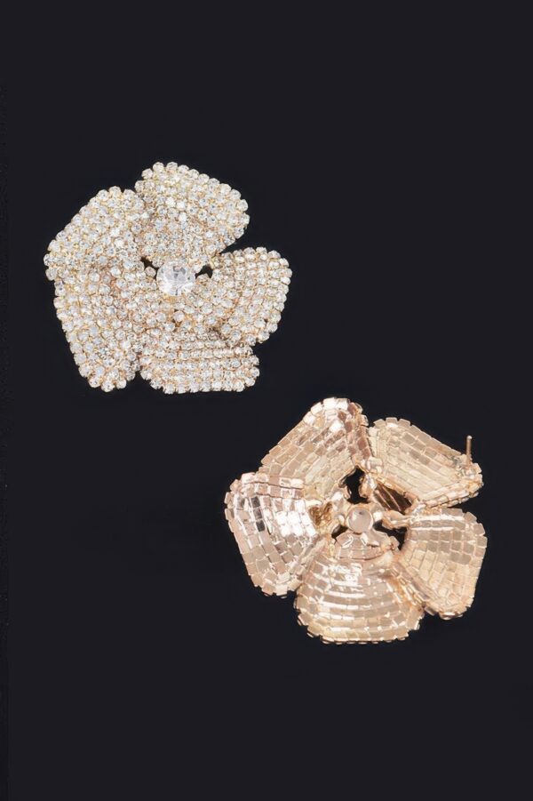 Rhinestone Flower Stud Earrings – Sparkling Floral