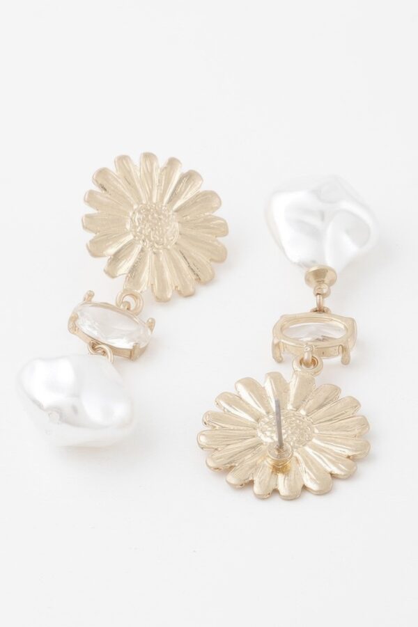 Sunflower Pearl Drop Earrings – Floral Motif