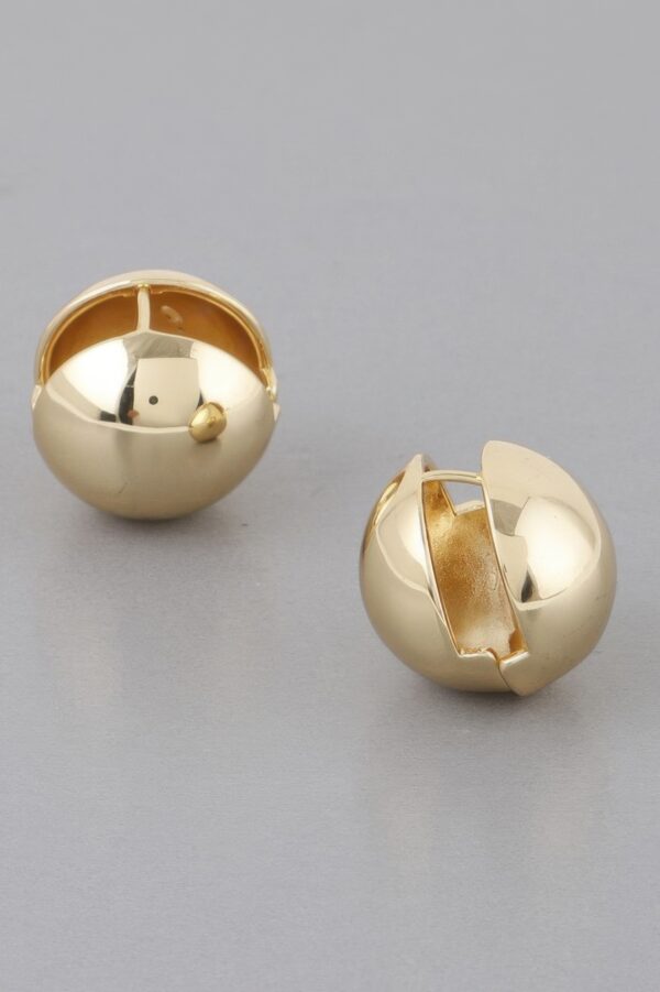Shiny Ball Clasp Earrings – Polished Spherical Studs