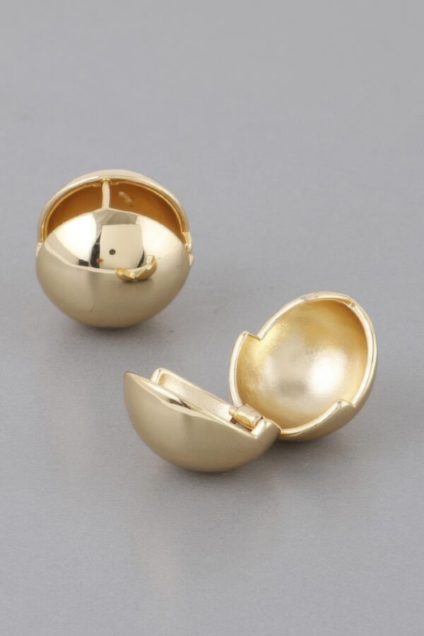 Shiny Ball Clasp Earrings – Polished Spherical Studs