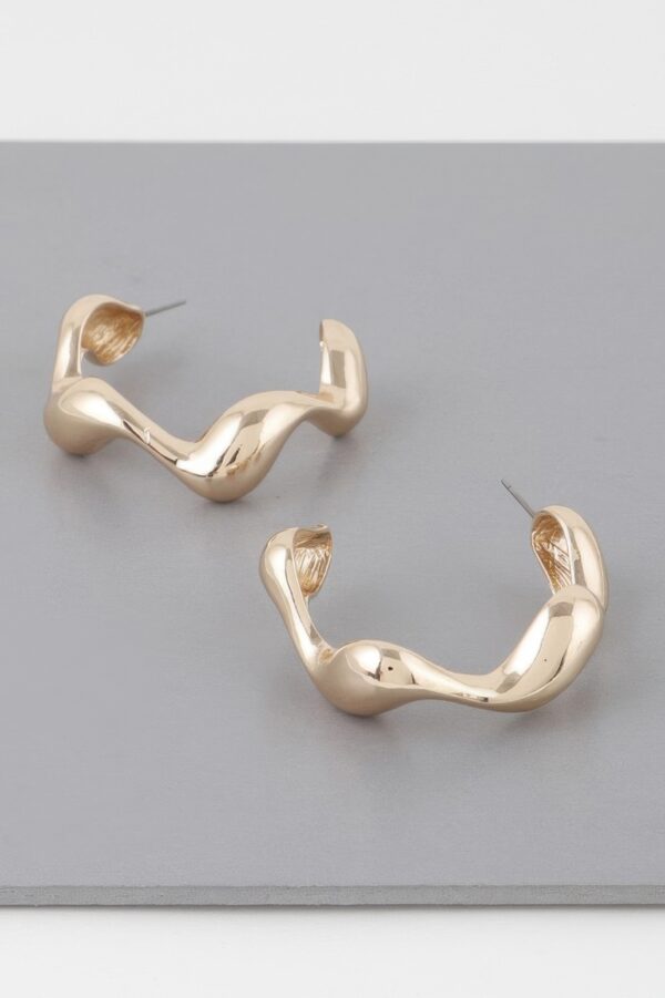 Liquid Wave Hoop Earrings – Sculptural Fluid Hoops