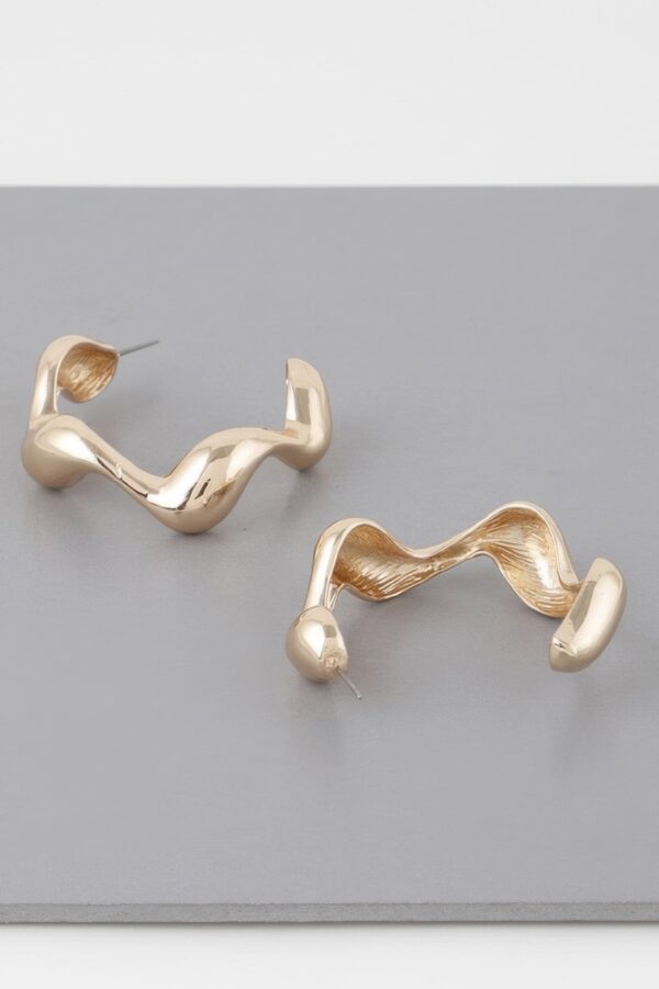 Liquid Wave Hoop Earrings – Sculptural Fluid Hoops