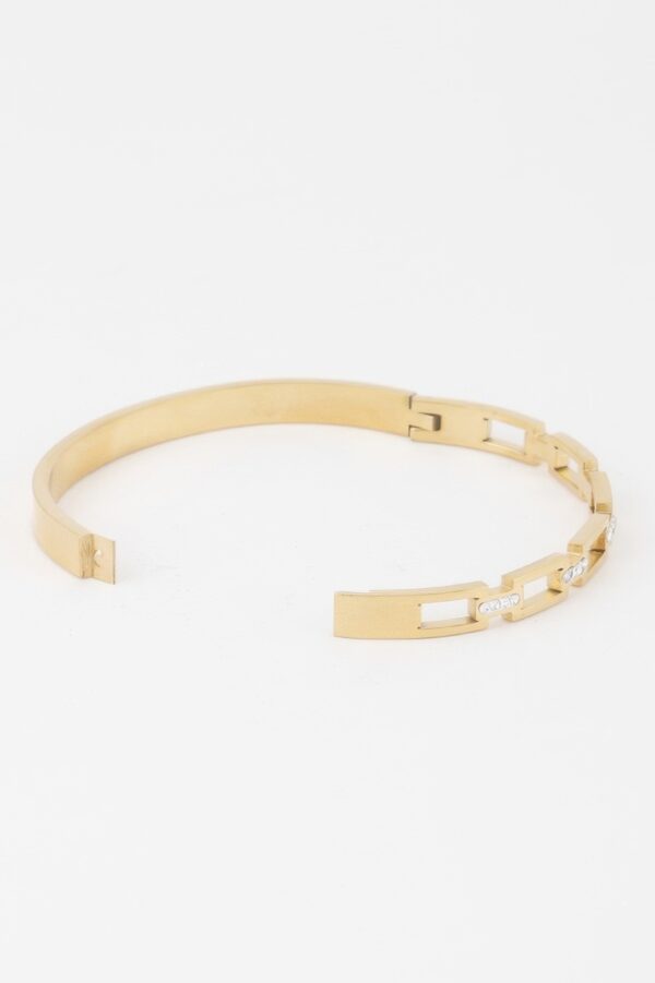 Crystal-Accent Chain Clasp Bracelet – Metallic Shine