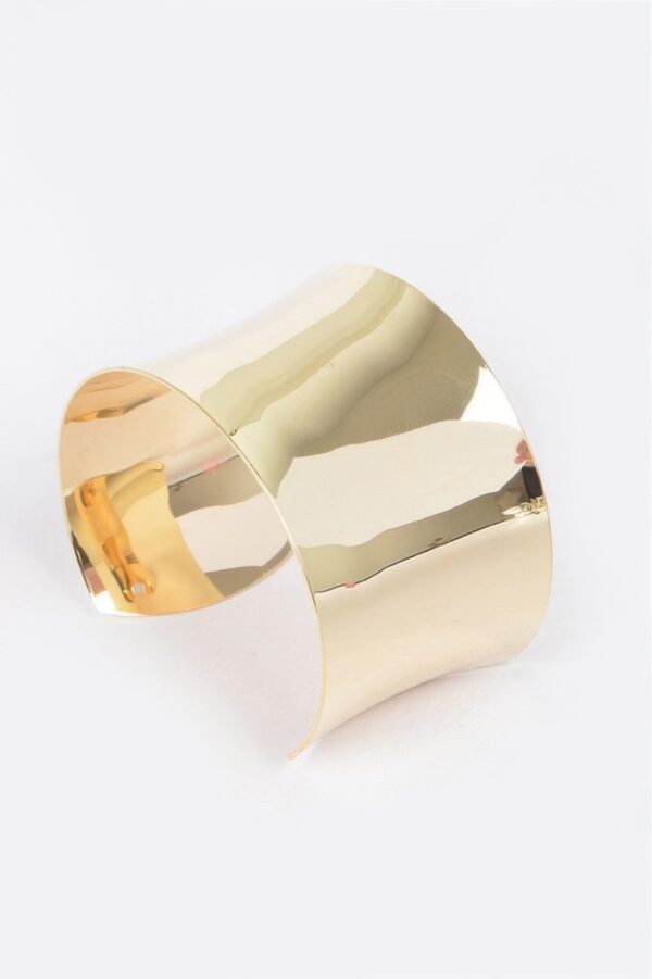 Polished Metal Cuff Bracelet – Bold Silhouette