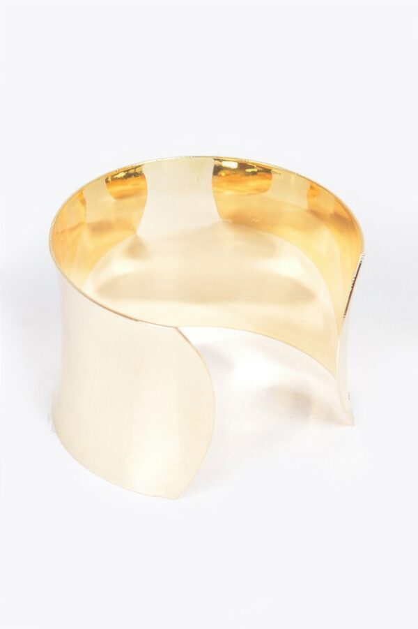Polished Metal Cuff Bracelet – Bold Silhouette