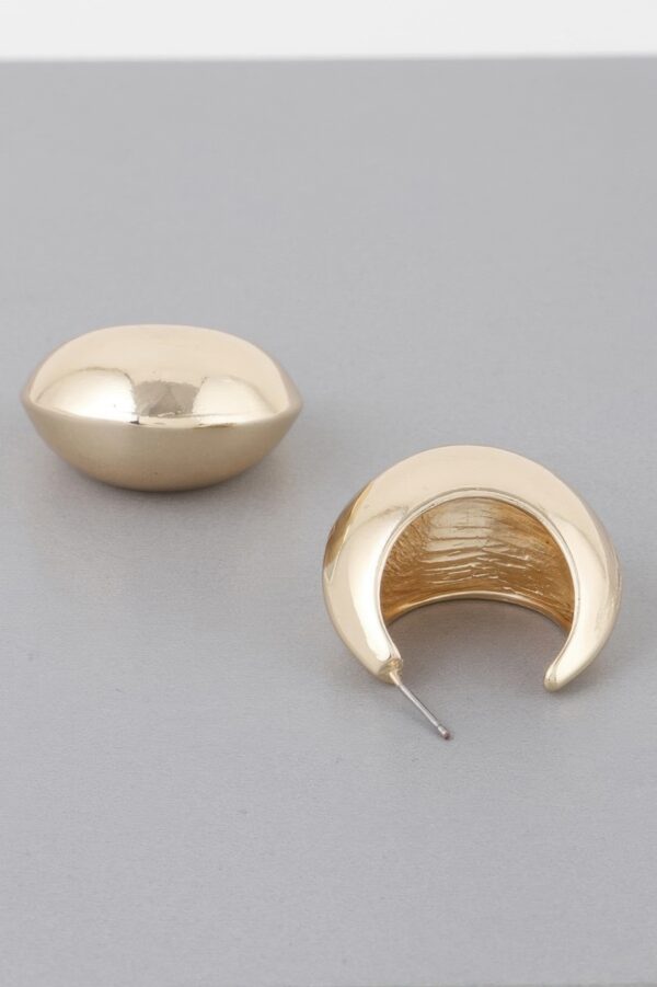 Crescent Moon Hoop Earrings – Polished Metallic