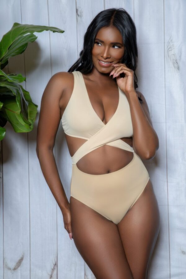 Mia Colorblock One-Piece Swimsuit – Plunging V & Crisscross