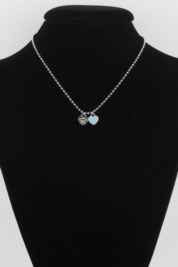 Delicate Heart Pendant Necklace – 17-Inch Chain