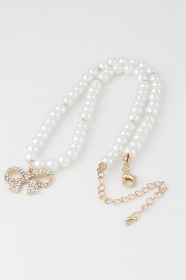 White Pearl Bow Necklace – 16″ Collarbone Chain