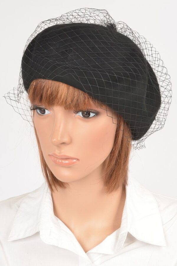 Netted Fashion Cap – Breathable Mesh Crown
