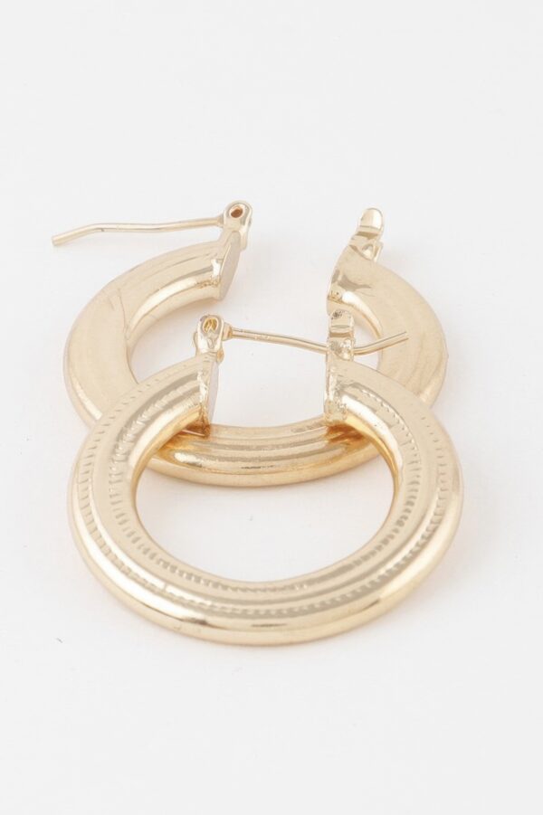 Minimal Flat Hoop Earrings – Sleek 1.2in Hoops