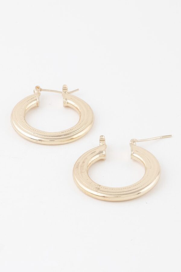 Minimal Flat Hoop Earrings – Sleek 1.2in Hoops