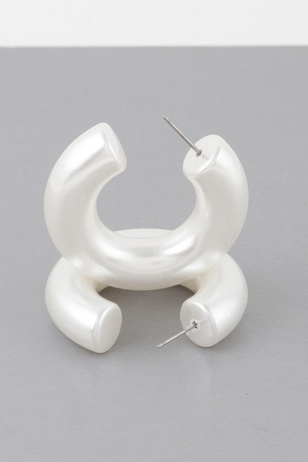 Chunky Polished Cream Hoop Earrings – 1.5 in