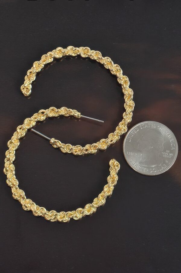 Chain Hoop Earrings – Polished Chain-Link Design