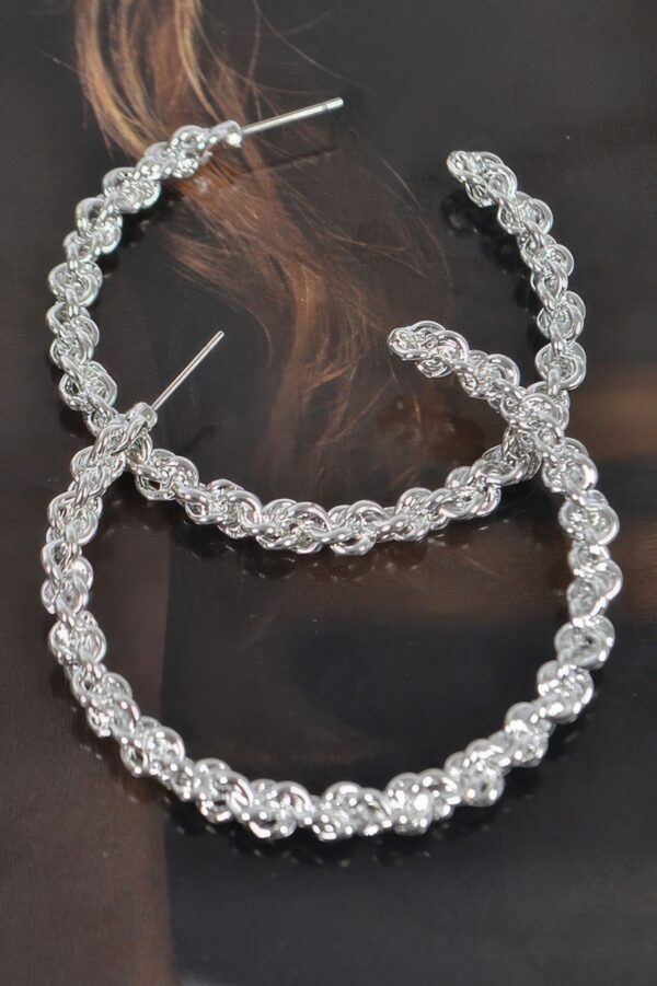 Chain Hoop Earrings – Polished Chain-Link Design