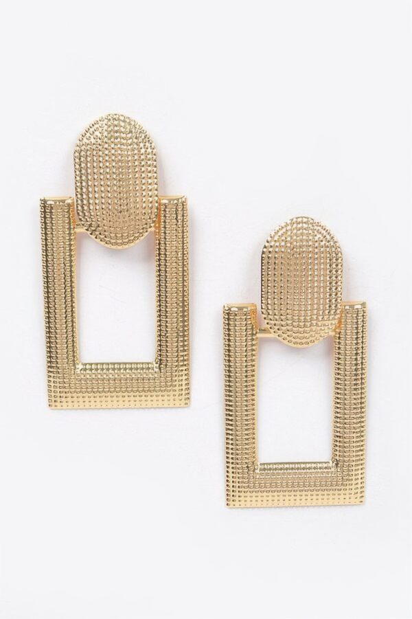Sculptural Statement Earring – Polished Silhouette