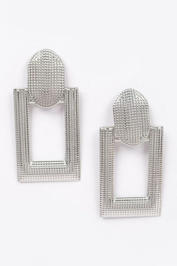 Sculptural Statement Earring – Polished Silhouette