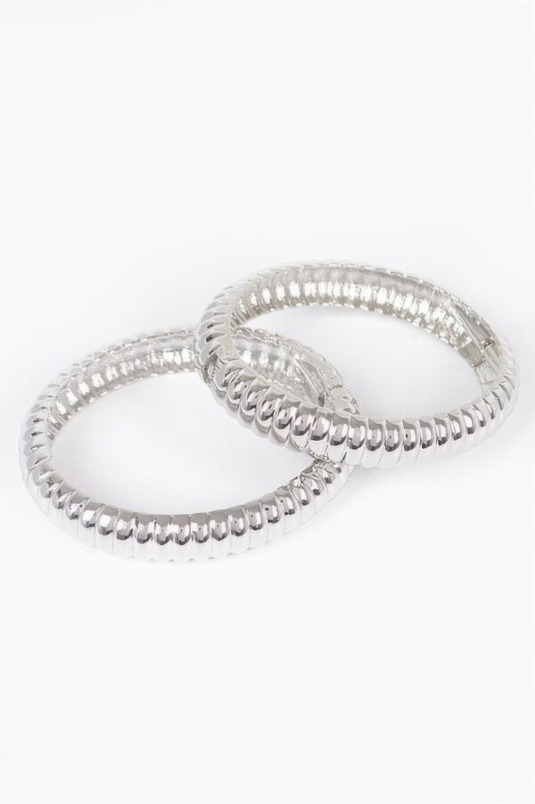 Two-Piece Metal Bangle Set – Smooth Stackable Bangles
