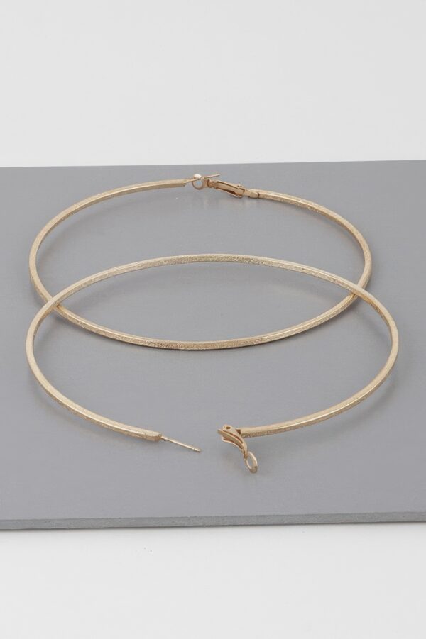 Wide Indented Concrete Hoop Earrings – Matte Sculptural Design