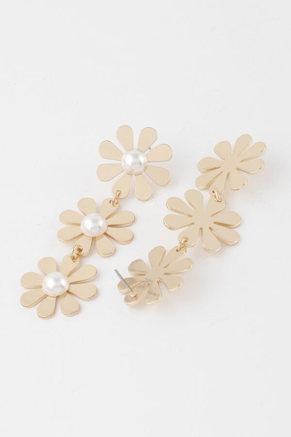 Triple Daisy Drop Earrings – Stacked Floral Design