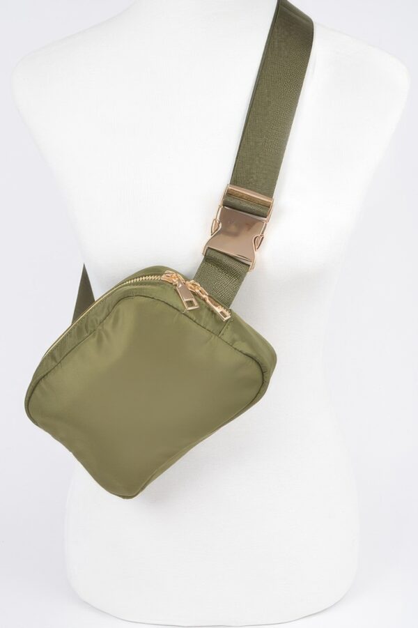 Compact Nylon Zip Fanny Pack – Water-Resistant