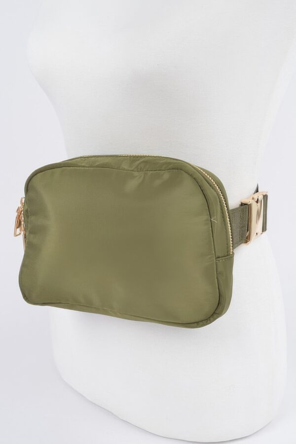Compact Nylon Zip Fanny Pack – Water-Resistant