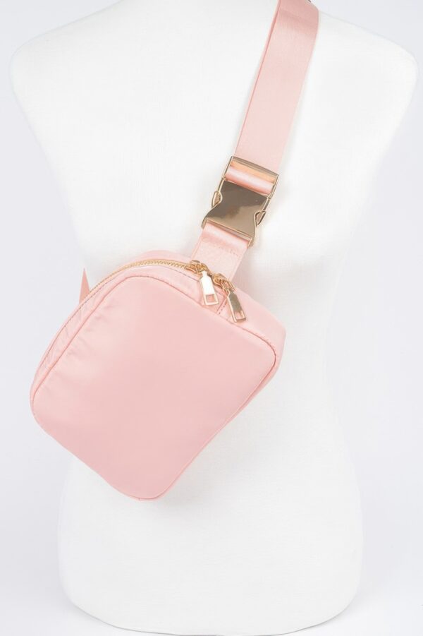 Compact Nylon Zip Fanny Pack – Water-Resistant