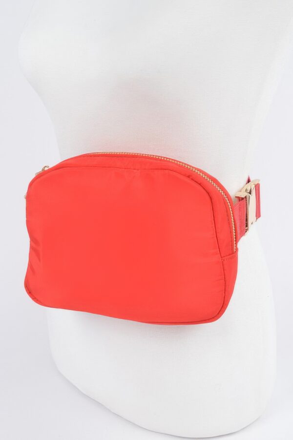 Compact Nylon Zip Fanny Pack – Water-Resistant
