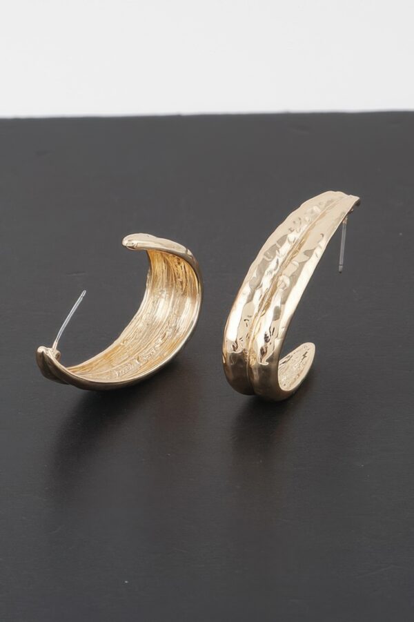 Hammered Abstract Leaf Earrings – Polished Metallic