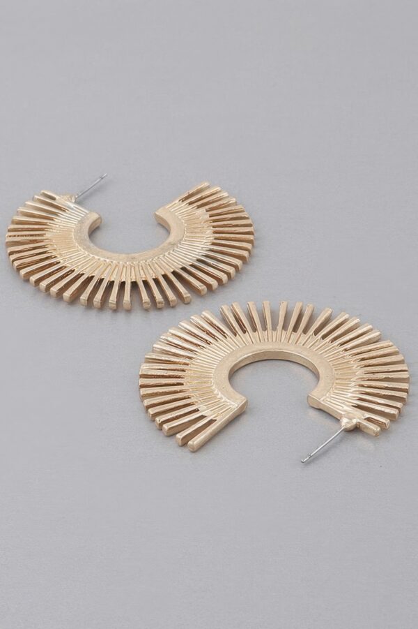 Rising Disk Hoop Earrings – Sculptural Polished Metal