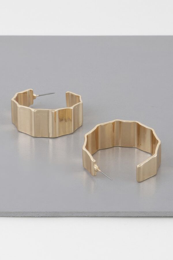 Ribbed Oversized Metal Hoop Earrings