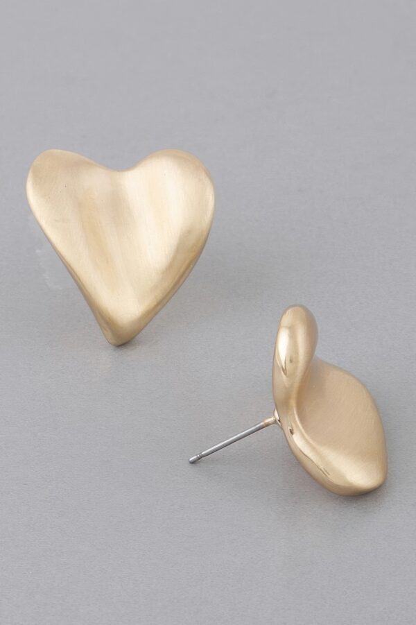 Abstract Heart Stud Earrings – Sleek Metallic 0.8″