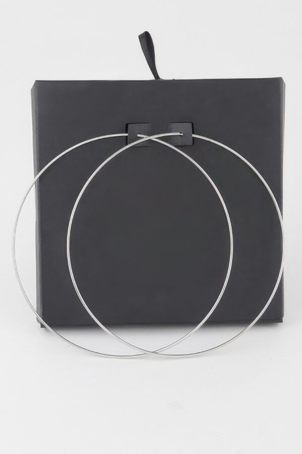 Wide Metal Hoop Earrings – Oversized Polished Hoops