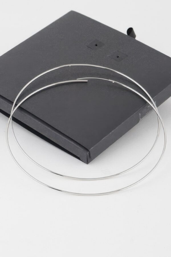 Wide Metal Hoop Earrings – Oversized Polished Hoops