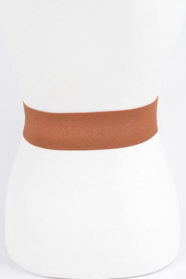 Wide Metal-Link Elastic Waist Belt – Chain Front