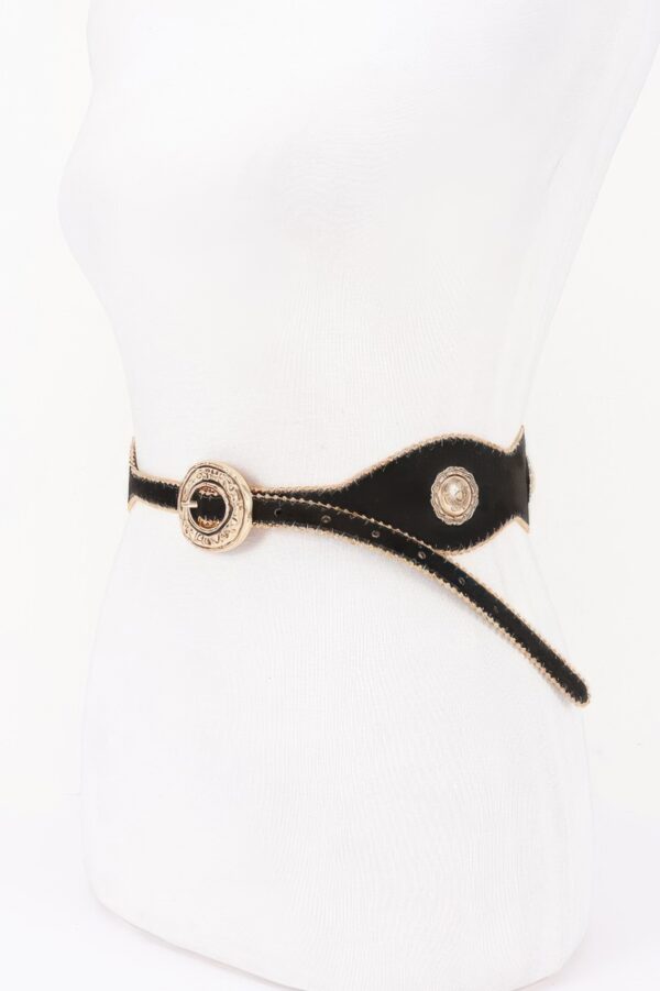 Scalloped Edge Concho Belt – Western-Inspired