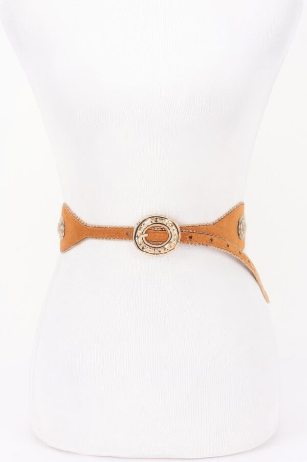 Scalloped Edge Concho Belt – Western-Inspired