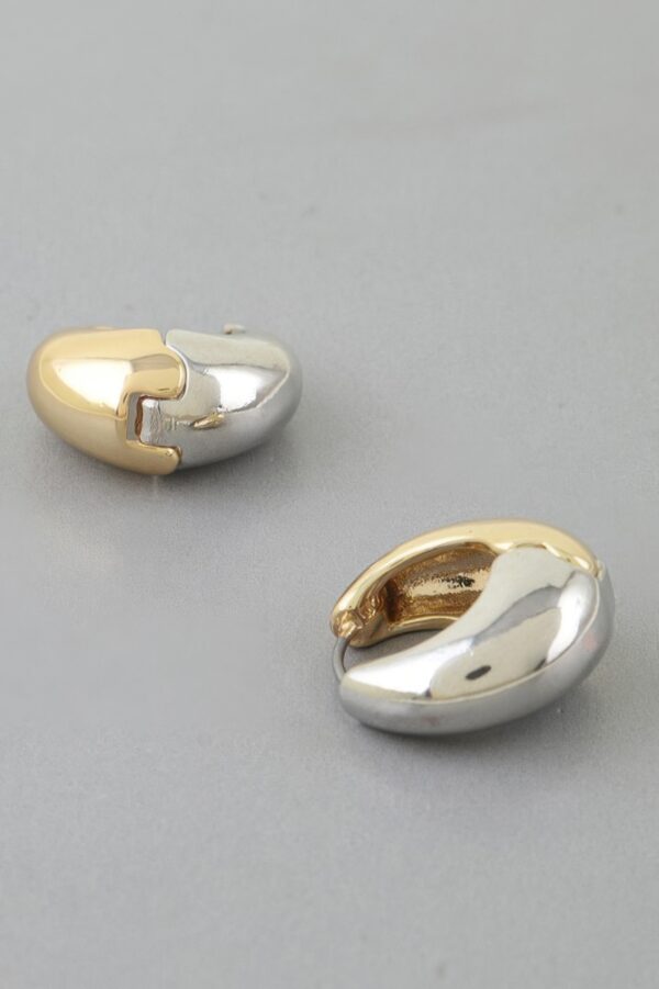 Two-Toned Crescent Hoop Earrings – Sleek Curved Hoops
