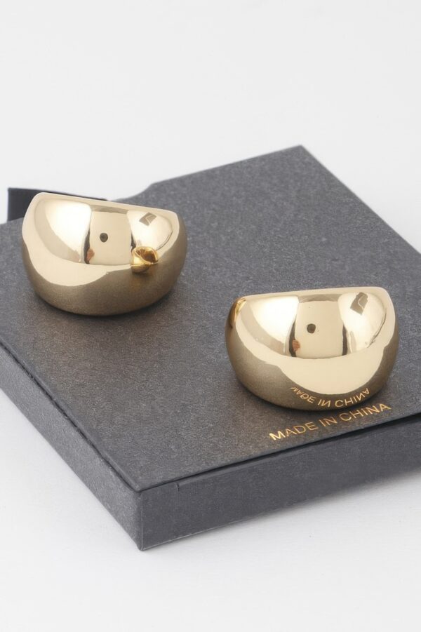 Huggie Hoop Earrings – Sleek Polished Mini Hoops