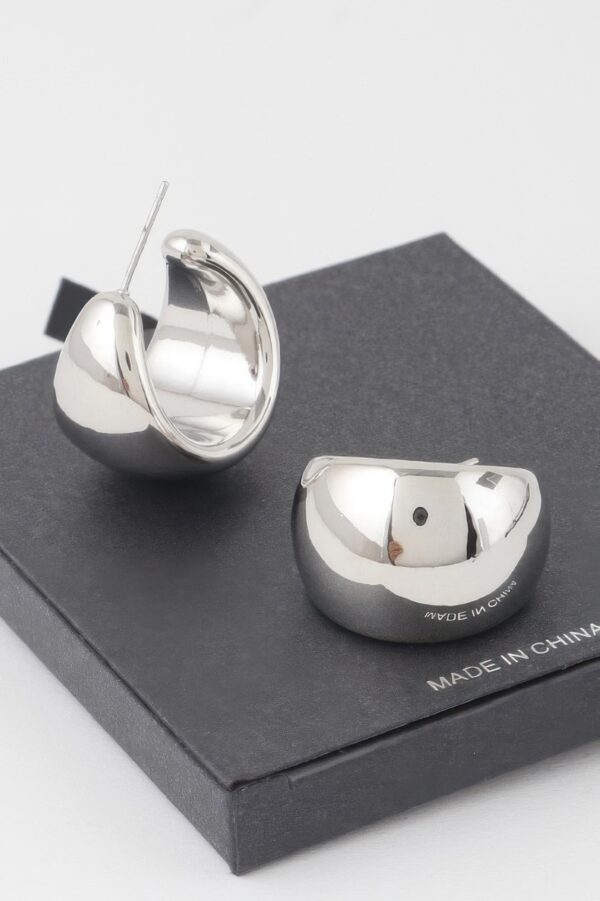 Huggie Hoop Earrings – Sleek Polished Mini Hoops