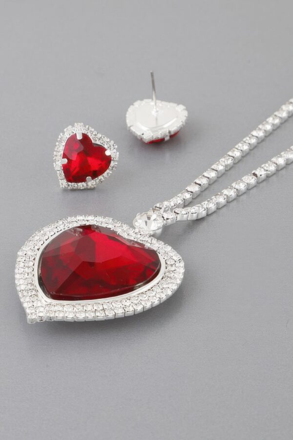Crystal Heart Necklace – Polished Heart Pendant, 18-inch
