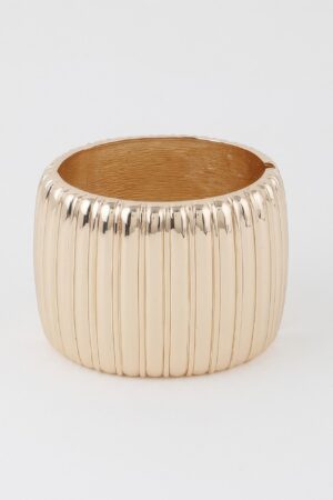 Wide Ribbed Cuff Bracelet – Bold Open Cuff