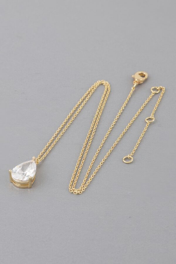 Sparkling Rhinestone Teardrop Pendant Necklace