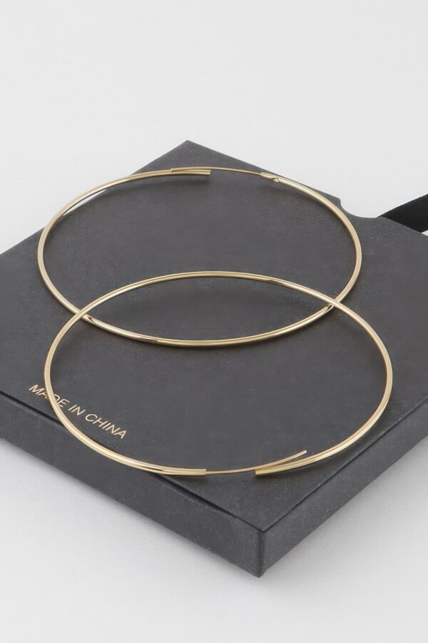 Delicate Polished Hoop Earrings – 2.2 in Slim Silhouette
