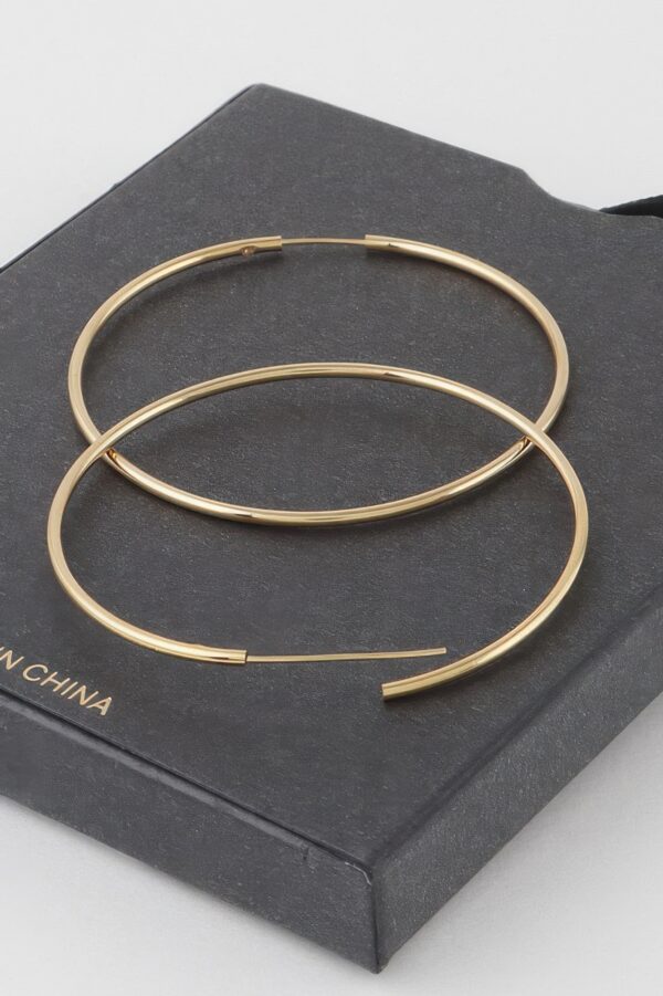 Slim Delicate Hoop Earrings – Minimal Polished Hoops