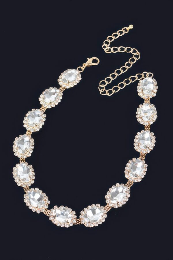 Rhinestone Oval Pendant Necklace – 17-inch