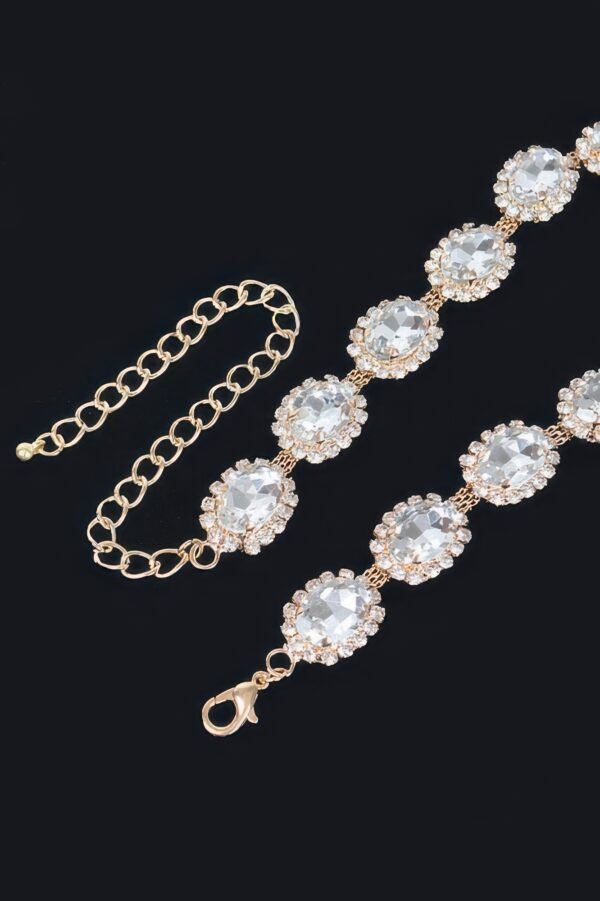 Rhinestone Oval Pendant Necklace – 17-inch