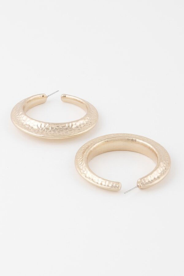 Scaled Indent Hoop Earrings – 2.2 in Textured Hoops