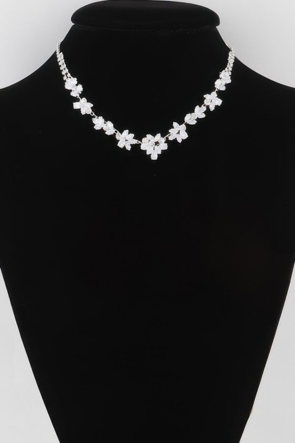 Crystal Flower Charm Necklace – Short Pendant