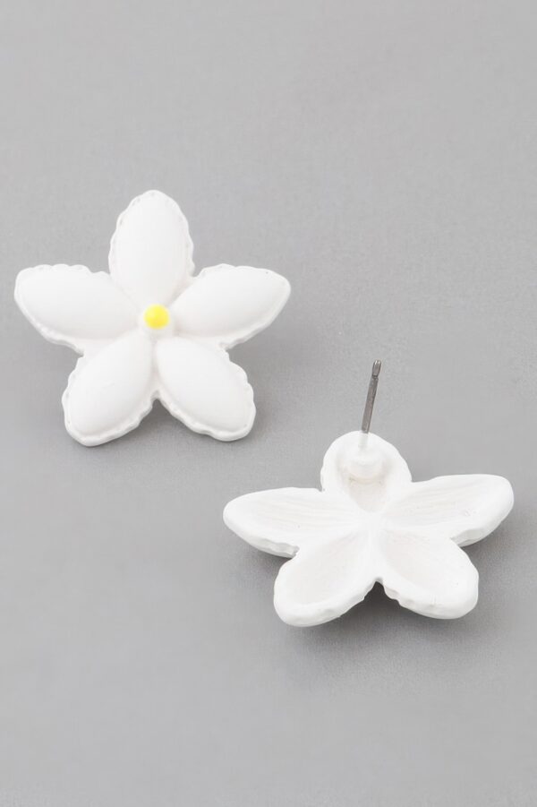 Bright Floral Stud Earrings – Bold 1 x 1 inch